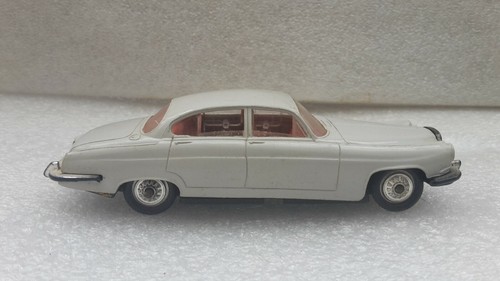Norev plastic france jaguar - norev, mk