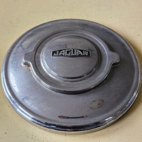Chrome hubcap jaguar xk120 - hubcap,
