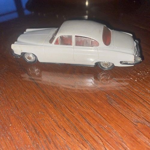 Jaguar norev plastic - 10,