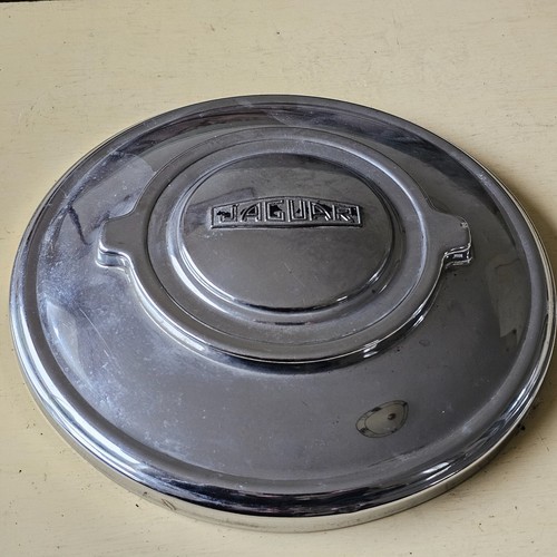 Chrome hubcap jaguar - hubcap, xk120